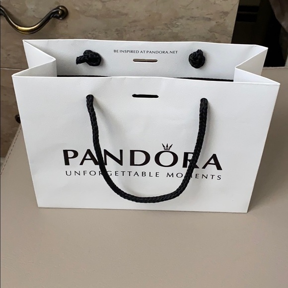 Pandora Box for a bracelet/necklace and Gift Bag - Picture 3 of 3